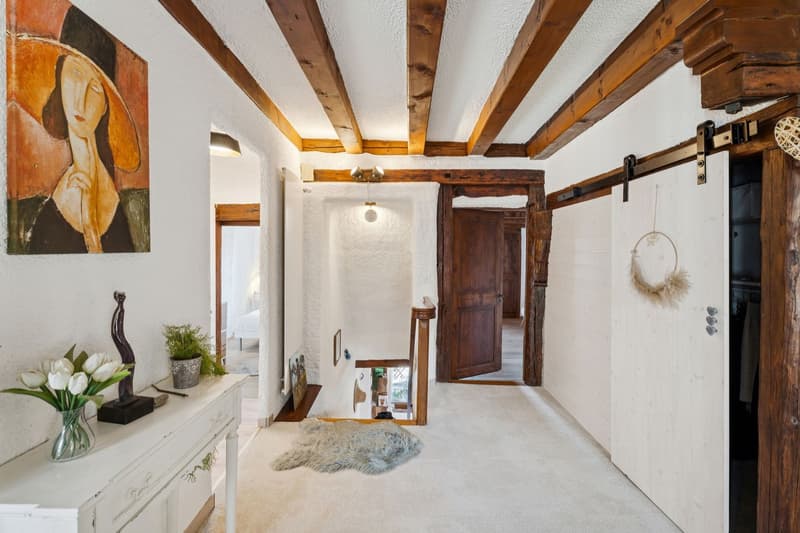 Maison villageoise de caractère située face au lac de Neuchâtel ! (7)