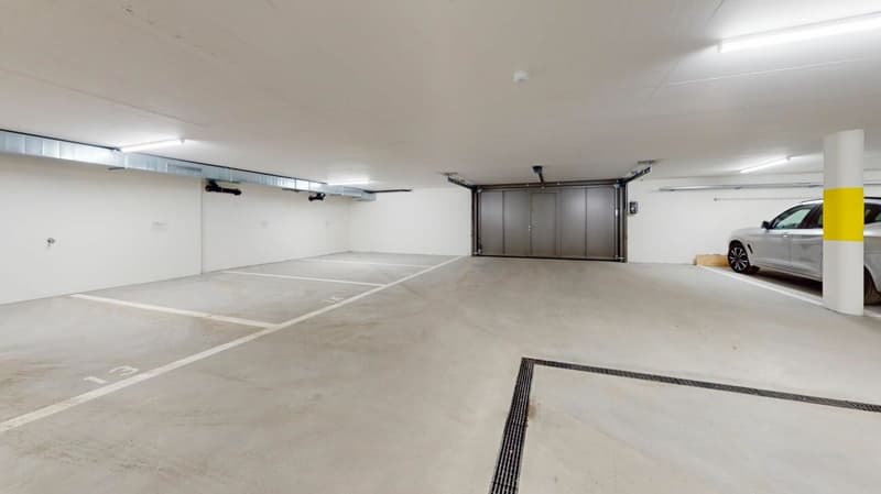 Nuovi posti auto in parcheggio sotterraneo nel centro del villaggio (4)