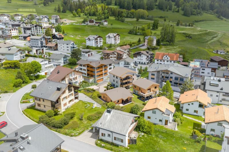 Appartement-jardin de 4,5 pièces en construction neuve dans la région de vacances de Lenzerheide (2)