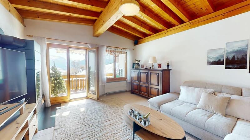 Appartement mansardé de 3,5 pièces avec une vue de rêve sur le Val Surses (5)