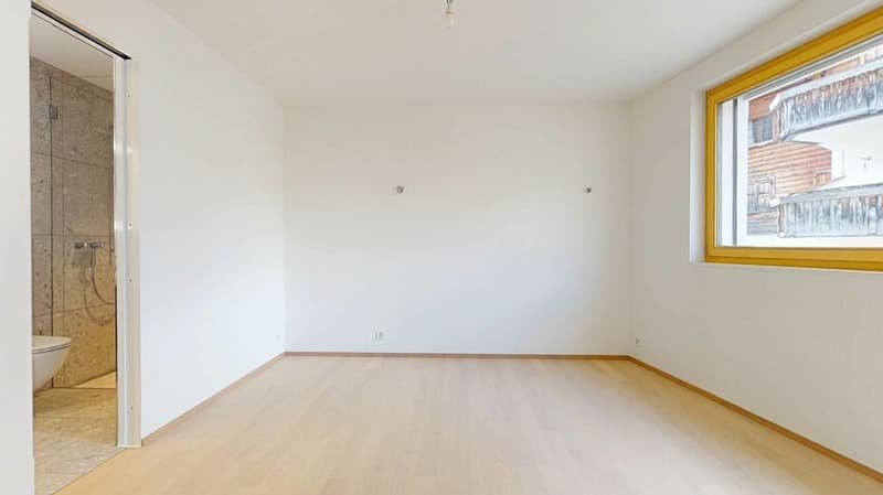 Modern attractive 3.5-room secondary residence in a quiet residential area (12)