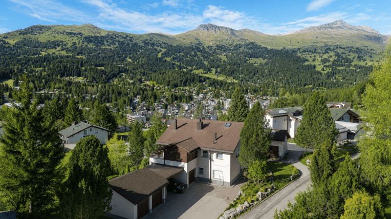 Charmant appartement 3 pièces sur le versant ensoleillé de Lenzerheide (12)