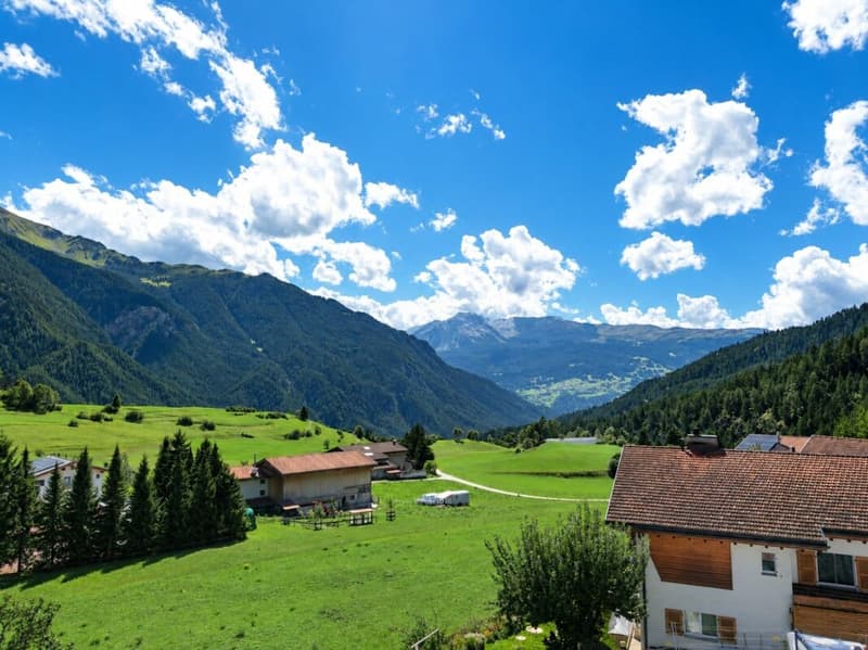 Hochwertige Dachmaisonette mit 5.5 Zimmern in kernsaniertem Altbau (12)
