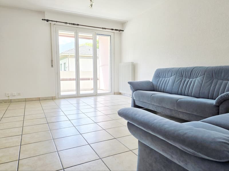 In the center - bright and ideally located (2)