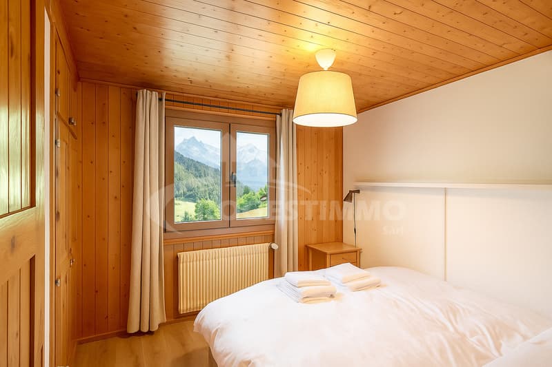 Charming Chalet in a Peaceful Mountain Haven (4)