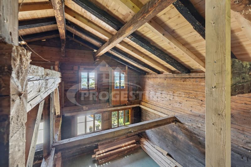 HISTORIC CHALET OF 1767 WITH RENOVATION POTENTIAL (12)