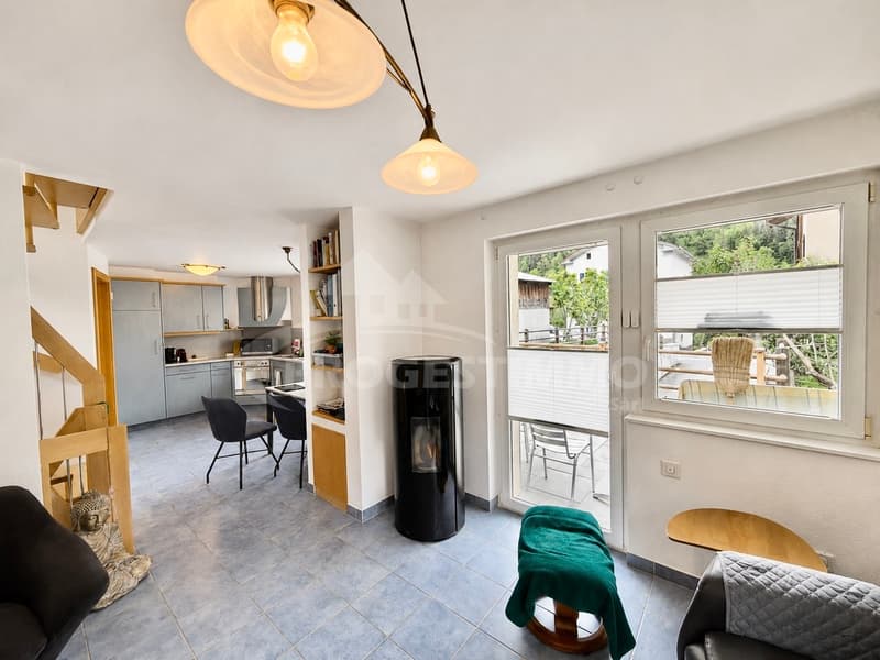 MAGNIFICENT HOUSE COMBINING CHARM, COMFORT AND PRIVILEGED ALPINE SETTING (3)