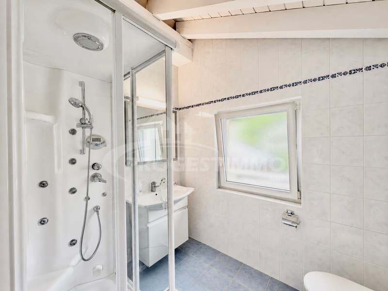 MAGNIFICENT HOUSE COMBINING CHARM, COMFORT AND PRIVILEGED ALPINE SETTING (8)
