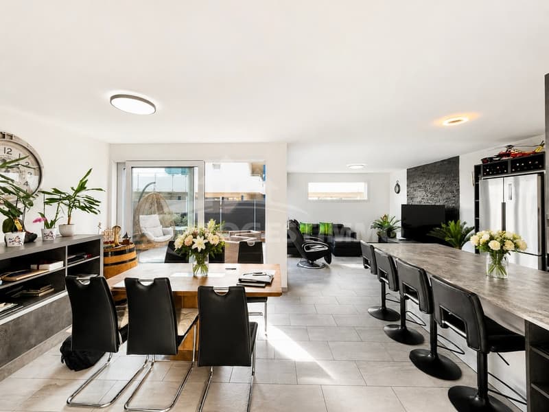 Semi-detached house with 4.5 rooms in a peaceful and privileged neighborhood (6)