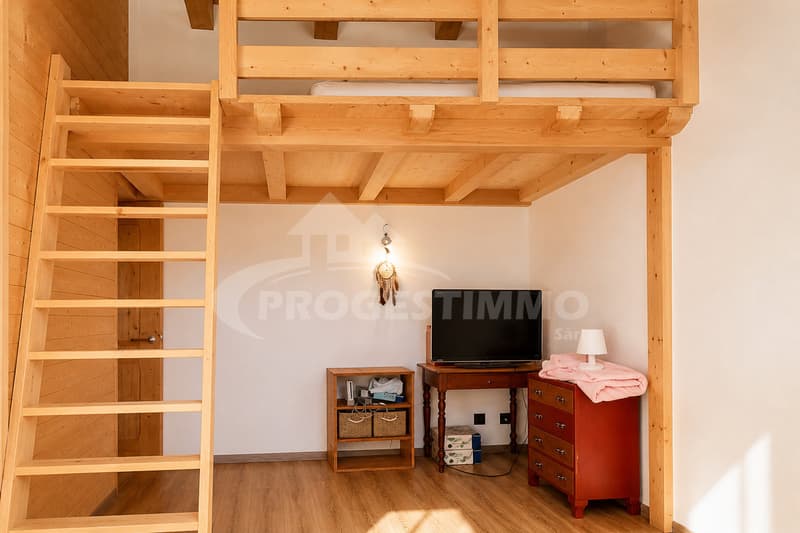 IDEALLY LOCATED IN VAL DE BAGNES (6)