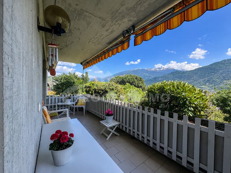 Exceptional Apartment in the Prized Gravelone Neighborhood (13)