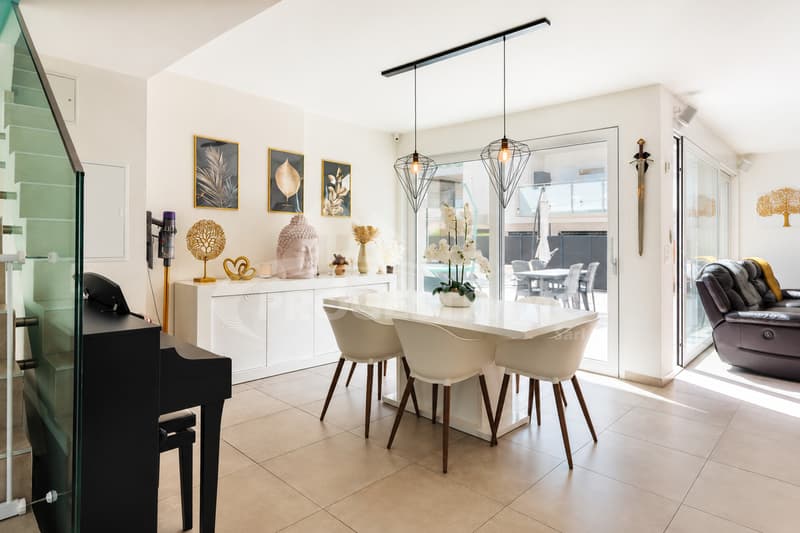 A rare property combining character, space, and quality (4)