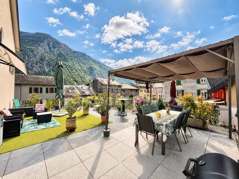 Appartamento con fascino e terrazza panoramica spaziosa (10)