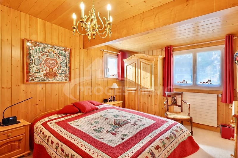 Chalet mit Grundstück, Aussicht und Helligkeit (8)