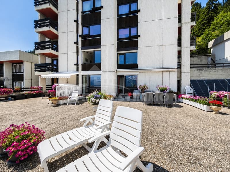 DUPLEX WITH EXCEPTIONAL VIEW (8)