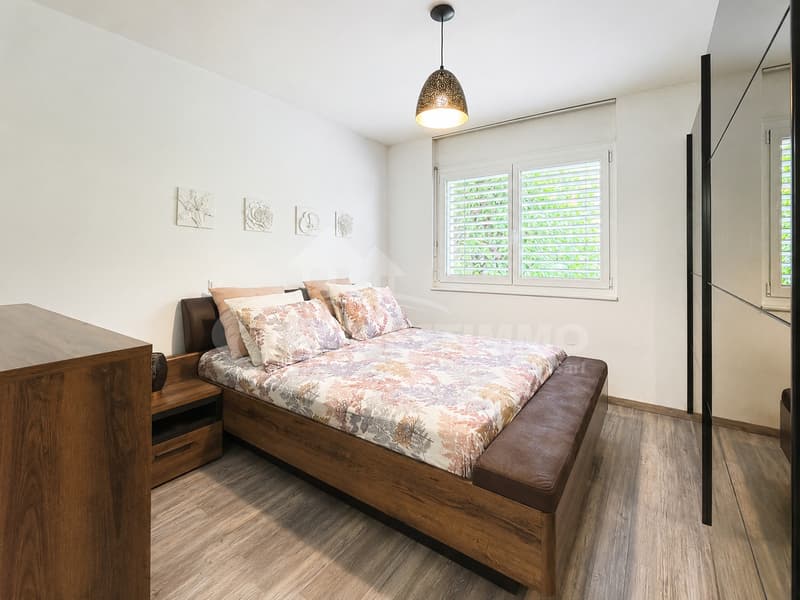 MAGNIFIQUE APPARTEMENT 5.5 PIÈCES AVEC TERRASSE ET JARDIN PRIVATIF (5)