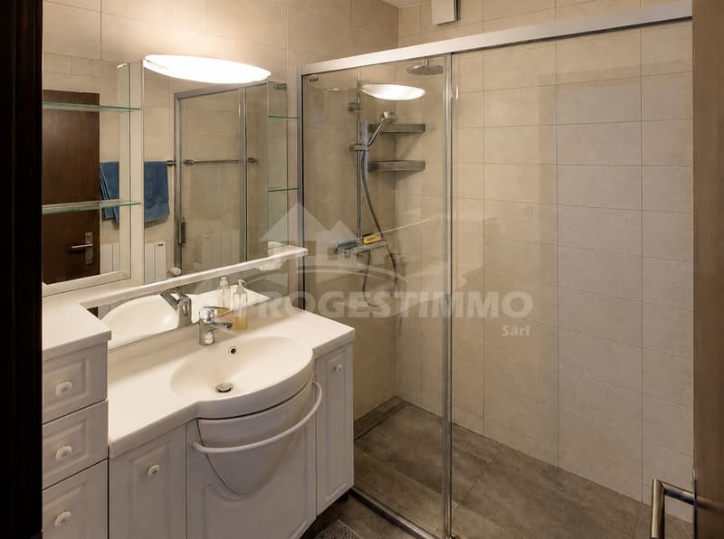 4.5 ROOMS BRIGHT WITH BALCONY IN THE HEART OF Uvrier (6)