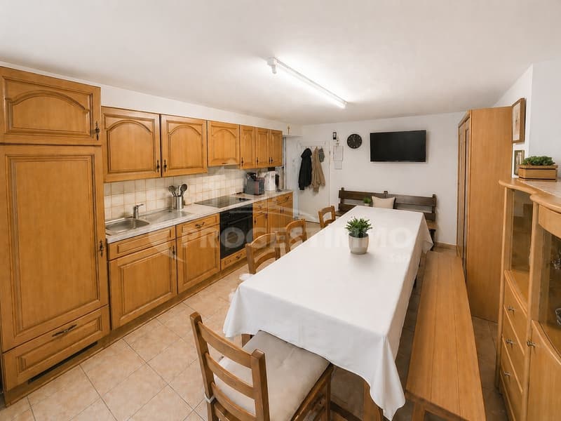 PROPRIETE DE RENDEMENT AVEC PARCELLE CONSTRUCTIBLE ET POTENTIEL DE VALORISATION (8)