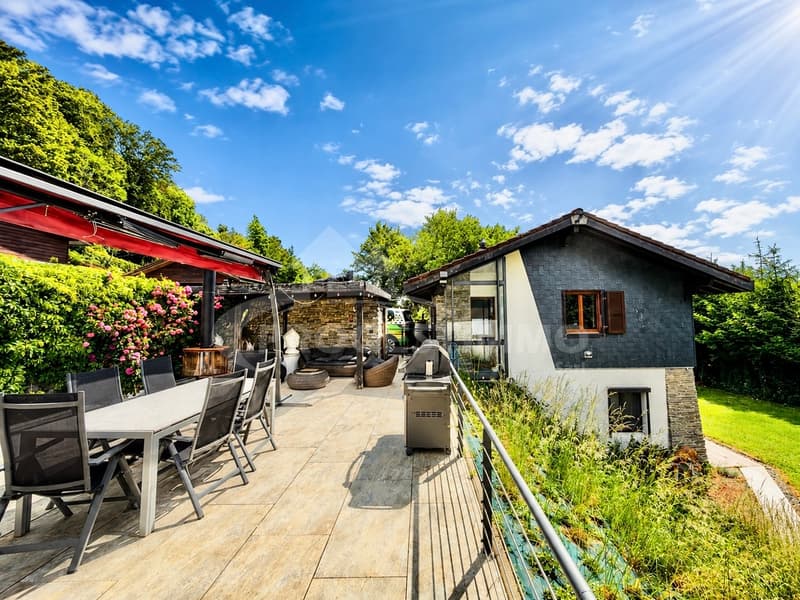 MAISON DE CHARME DANS UN QUARTIER PAISIBLE ET RECHERCHÉ (13)