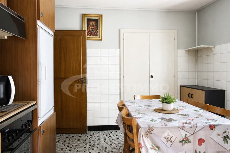 MAISON VILLAGEOISE DE DEUX LOGEMENTS (9)
