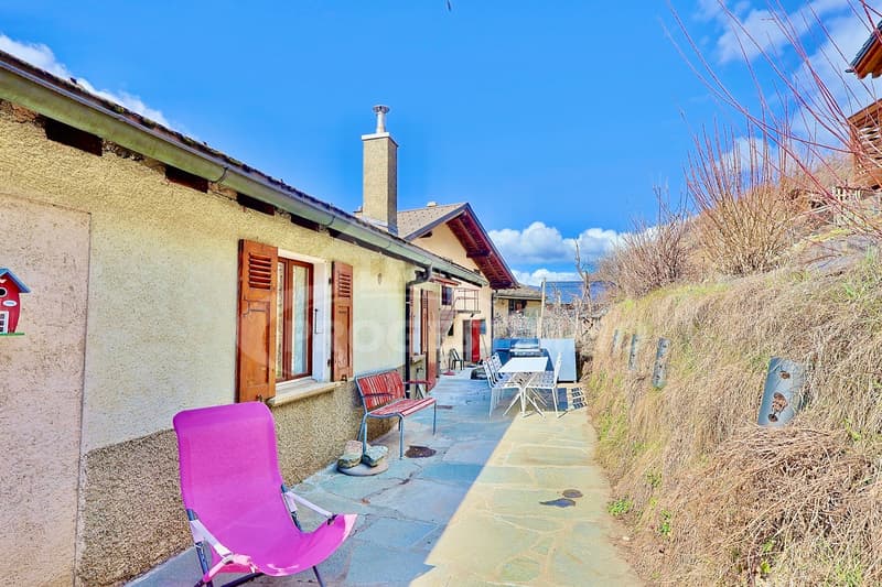 COUP DE COEUR AVEC PARCELLE CONSTRUCTIBLE COMPRISE DANS LE PRIX (10)
