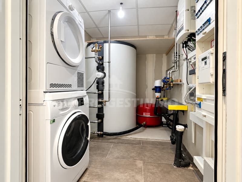 CHARMANTE PETITE MAISON RÉNOVÉE AVEC GOÛT (9)