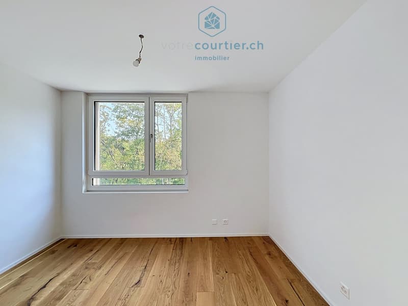 Villa contemporanea nuova con tetto a punta e giardino - disponibile subito (9)