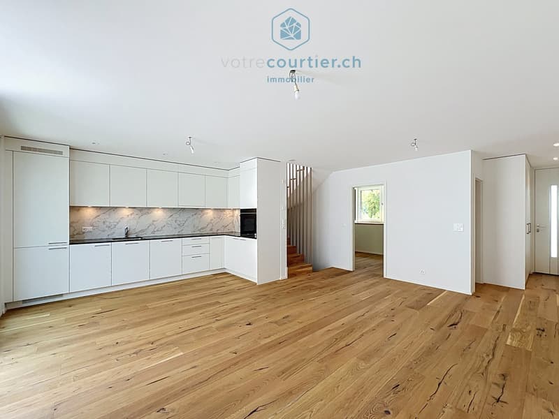 Villa contemporanea nuova con tetto a punta e giardino - disponibile subito (3)