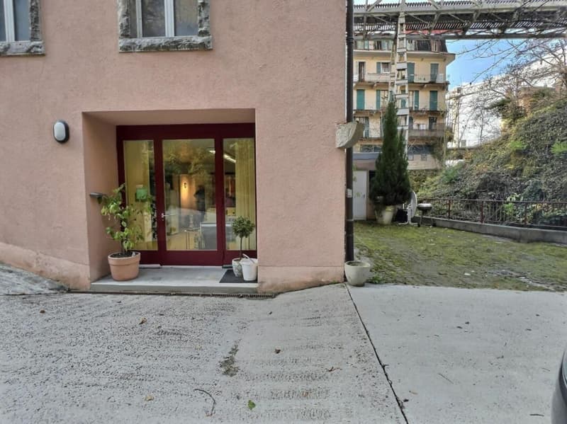 Administrative/Office 3.5 rooms 154 m2 in Montreux (2)
