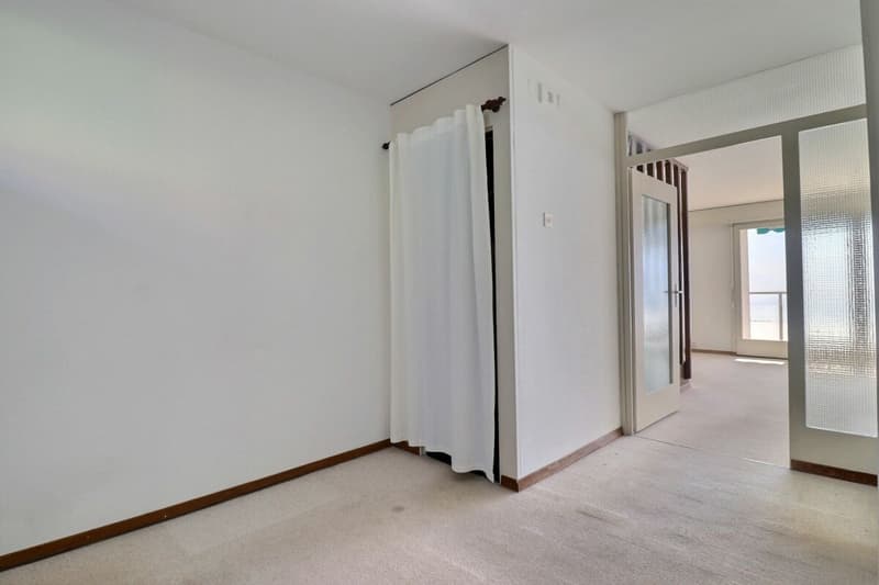 Duplex mit 3,5 Zimmern + Büro mit großem Potenzial und unvergleichlichem Blick (17)