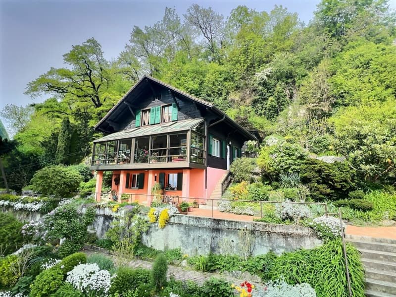 Chalet with great potential in Villeneuve (28)