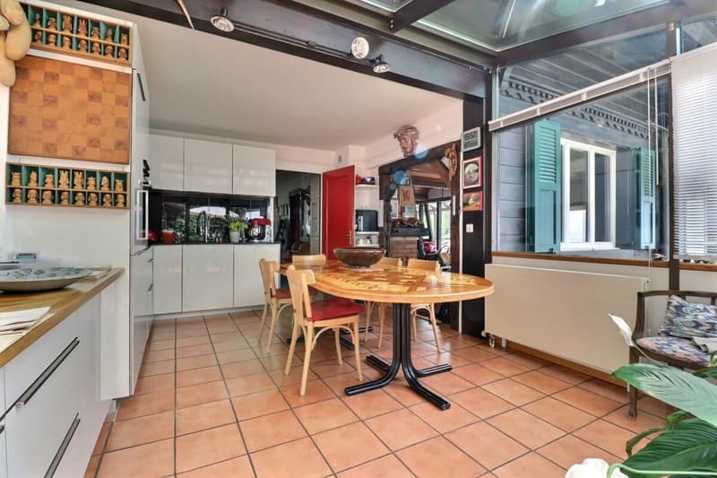 Chalet with great potential in Villeneuve (2)