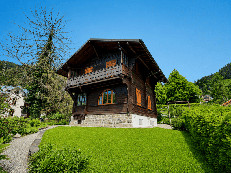 Chalet with great potential, Les Avants (18)
