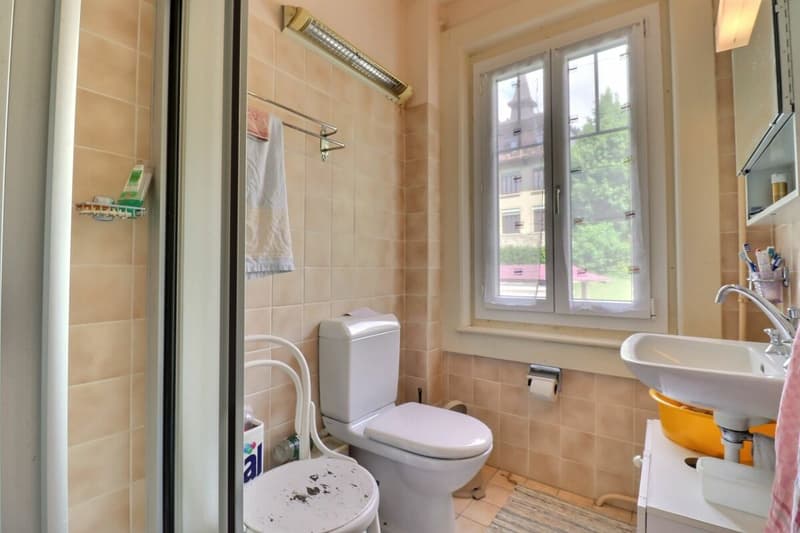 Chalet with great potential, Les Avants (14)