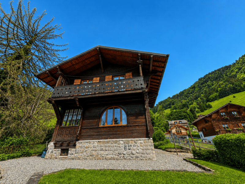 Chalet with great potential, Les Avants (19)