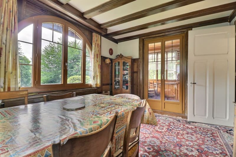 Chalet with great potential, Les Avants (5)