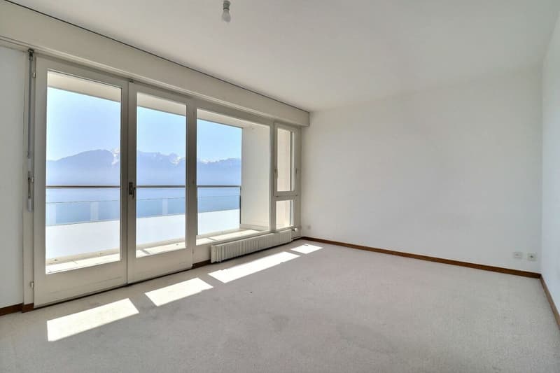 Duplex di 3.5 locali + ufficio con grande potenziale e vista impareggiabile (10)