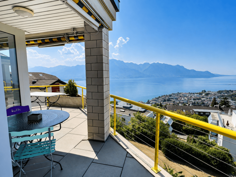 Attique d'exception avec vue panoramique sur le lac et les montagnes (15)
