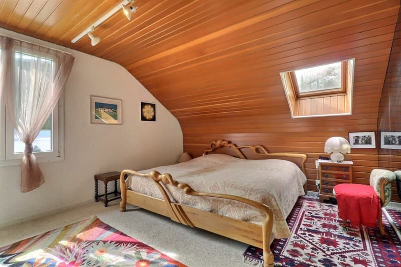 Chalet avec fort potentiel à Villeneuve (10)