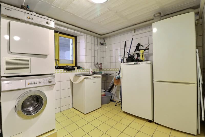 Chalet avec fort potentiel à Villeneuve (18)