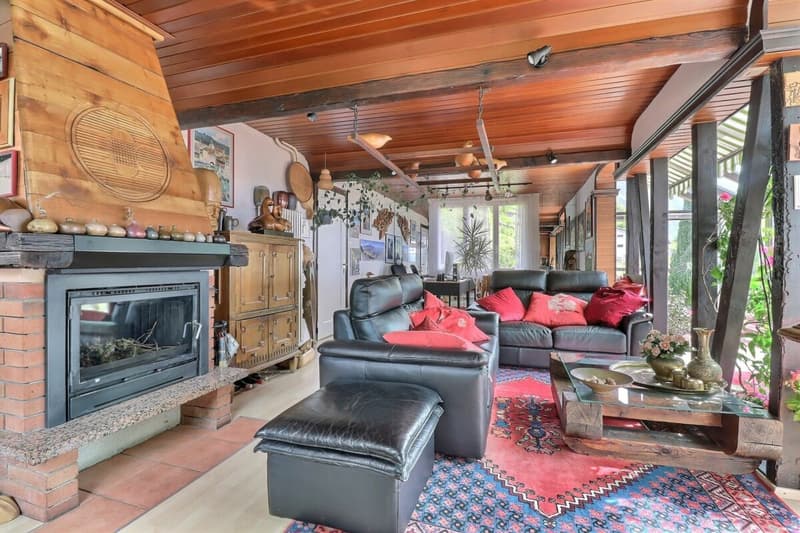Chalet avec fort potentiel à Villeneuve (6)