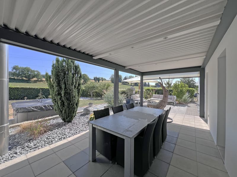 Pergola bioclimatique