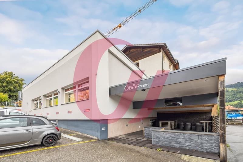Commercial building in the center of Charmey! (2)