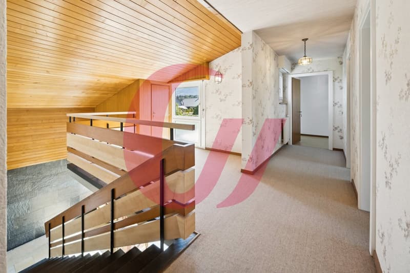 Maison de 7.5 pièces sise sur 3 niveaux (8)
