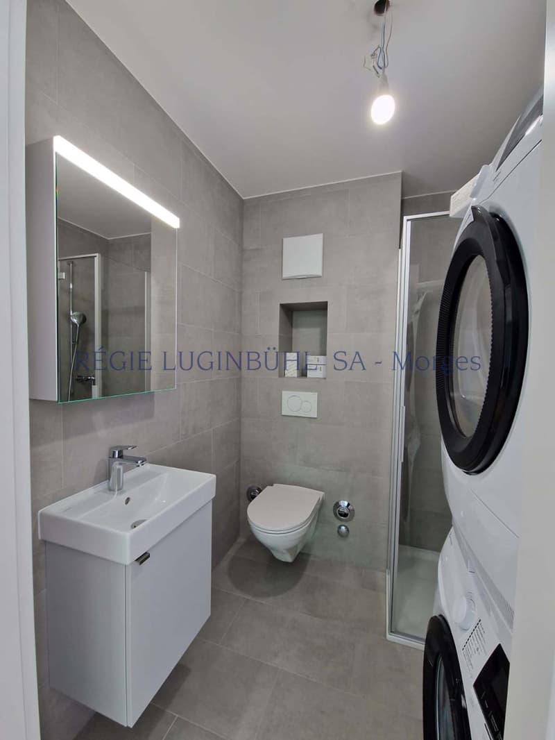 Bel appartement de 3.5 pièces d'env. 87m2 situé au 1er étage d'un nouvel immeuble (13)