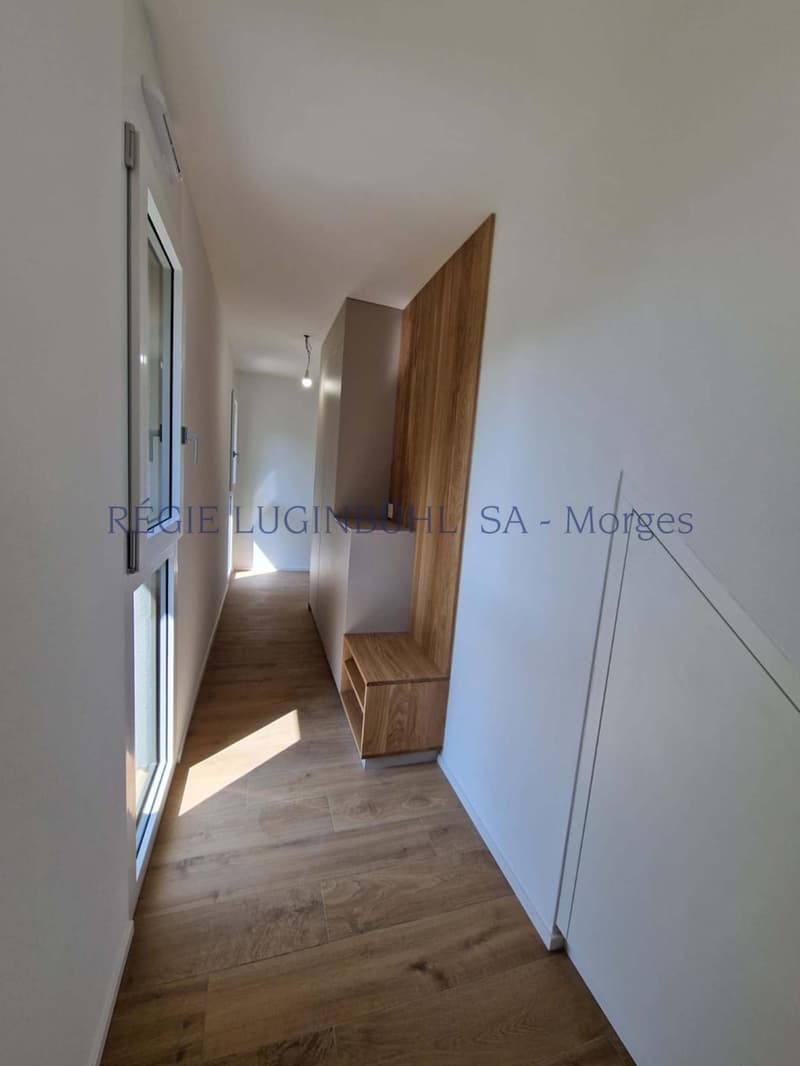 Bel appartement de 3.5 pièces d'env. 87m2 situé au 1er étage d'un nouvel immeuble (2)