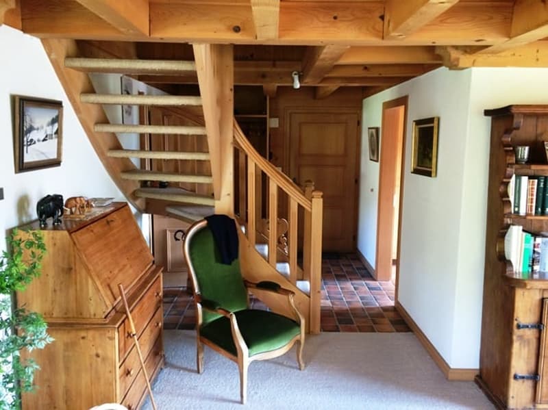 Chalet for sale near the city center (7)