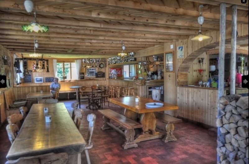 The jewel that was the Le Chaussy restaurant is for sale in Les Mosses (9)
