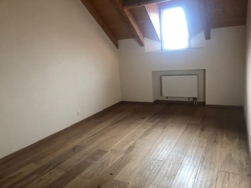 Yvorne : à deux minutes de Aigle : appartement sur 3 niveaux ! (7)