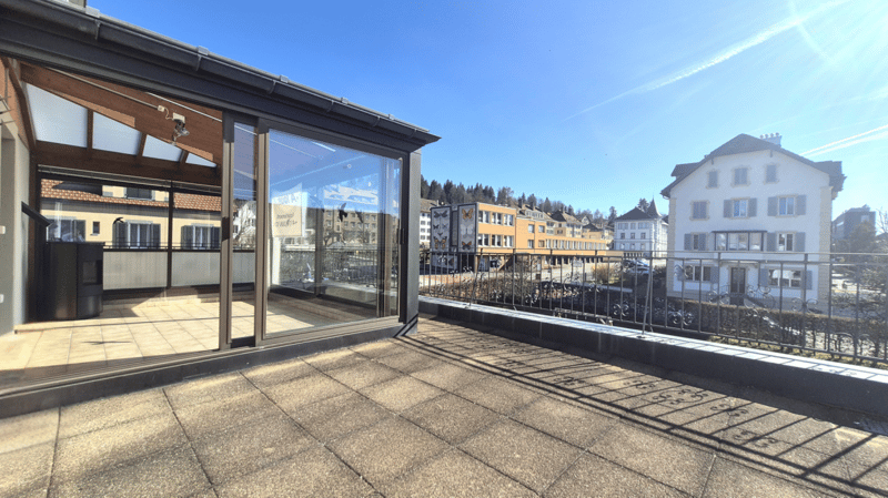 Prächtige 2-Zimmer-Wohnung mit großer Terrasse und Veranda renoviert (14)